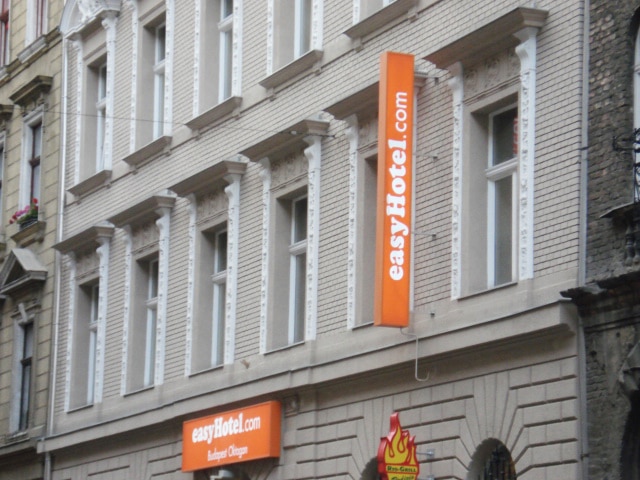 Rede de hotéis EasyHotel está presente em vários países da Europa | Foto Jillian C. York (CC BY-NC SA 2.0)